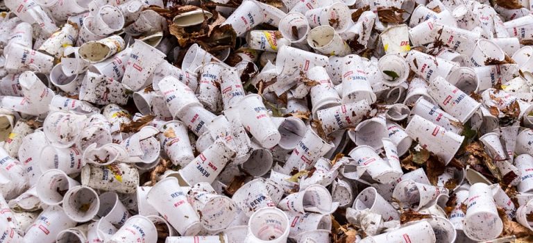 plastic-cups